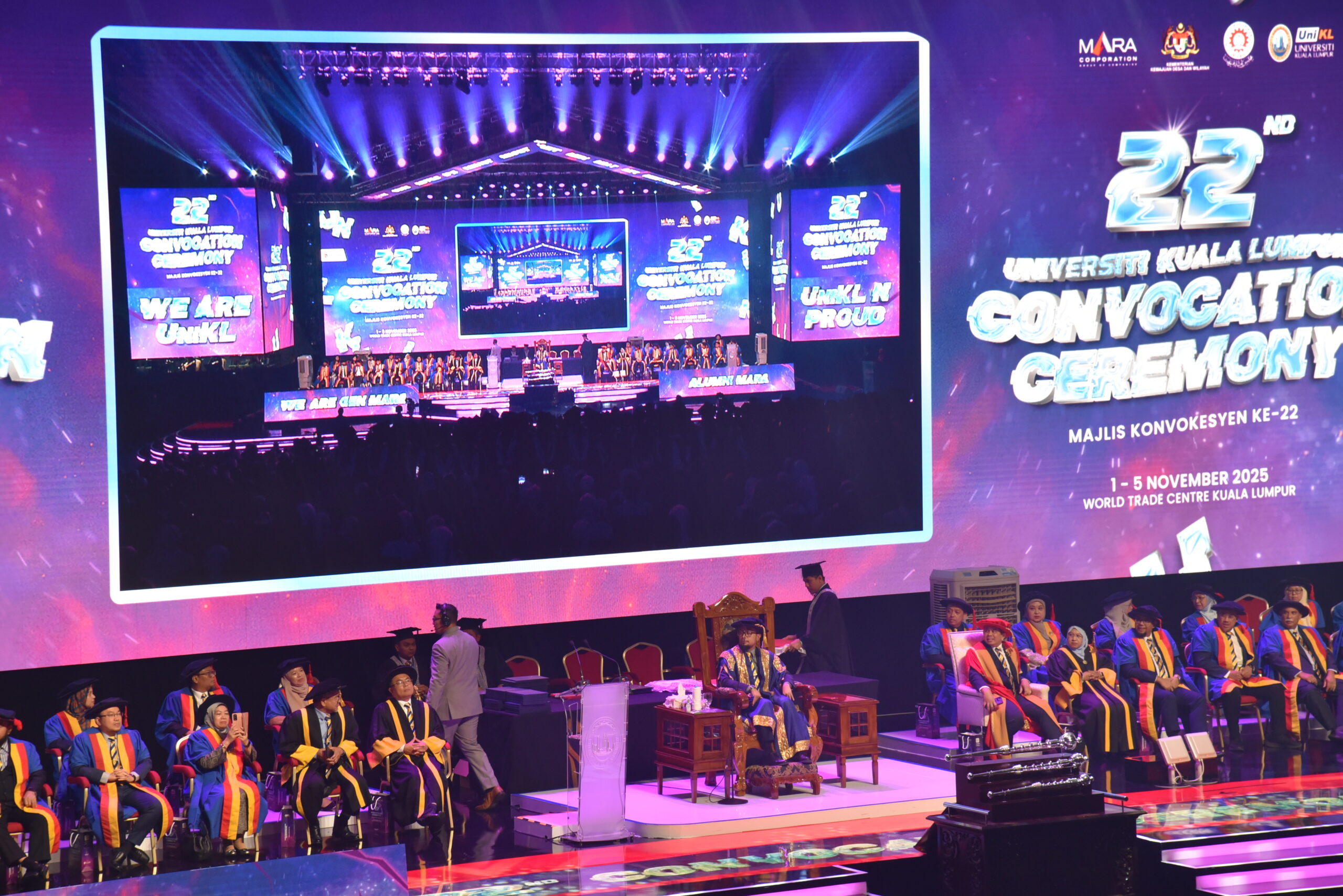 convocation_12